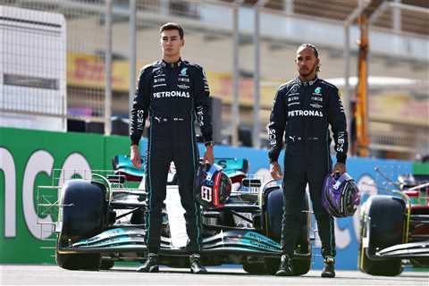  Lewis Hamilton ‘Trying Not to Drown’ as Mercedes F1 Seek New ‘Guard’ in George Russell 