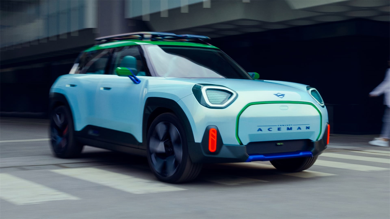 The Mini Concept Aceman Is an Angular, Unusual Glimpse at the Brand's Electrified Future