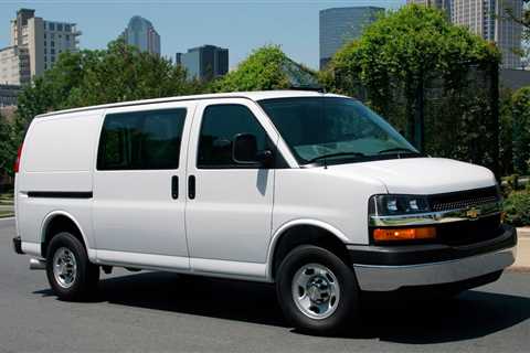 Will Ancient Chevy Express, GMC Savana Vans Return as New-Age EVs?