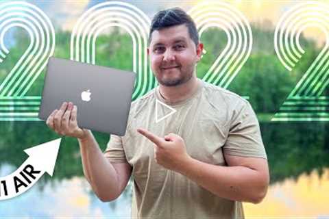 WHY YOU SHOULD Buy the M1 MacBook Air in 2022!