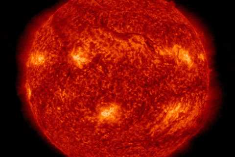 ‘Canyon of Fire’ Solar Storm Headed Our Way, But There’s No Need to Panic