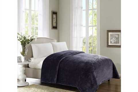 500 Collection Stable Extremely Plush Blanket Midnight for $105