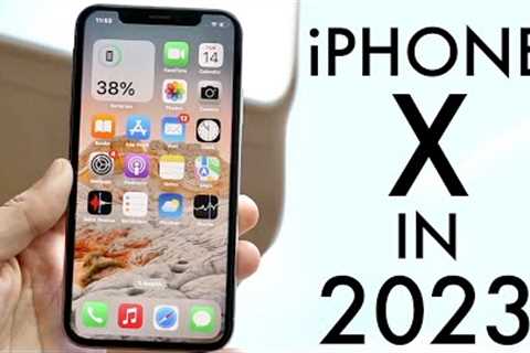 iPhone X In 2023! (Still Worth It?) (Review)