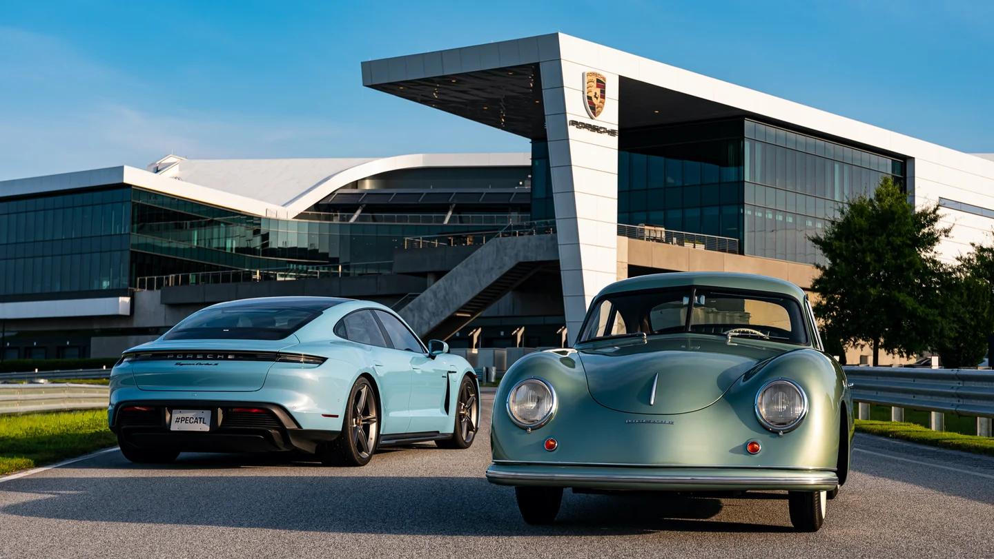 This Is the Largest Porsche Dealership in the World - I Amaze Eyez