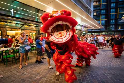 Water Jet Pack Flying Lion Dance in Darling Harbour, Sydney – Tomorrow is the Final. Must Watch It.