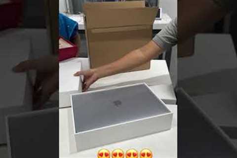 Apple Macbook Air M1 2020 😍 | #shorts ......