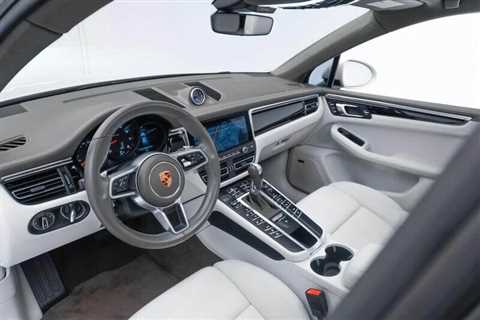 Porsche Macan Interior & Exterior Reviews - New Porsche Macan