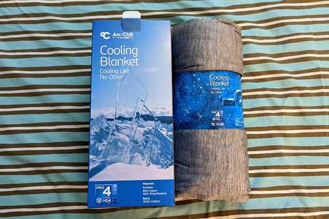 Reviewing the Luxear Arc-Chill Cooling Blanke…