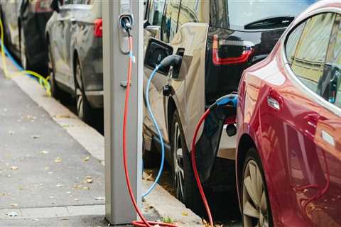 How Much Does It Cost to Charge an Electric Car?