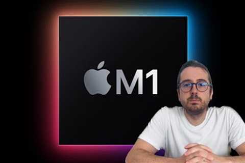 Apple MacBook Air M1 in 2023 And Unboxing