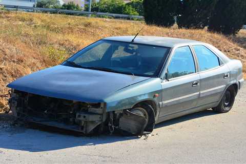 How To Get Rid Of Abandoned Vehicles in Arizona?