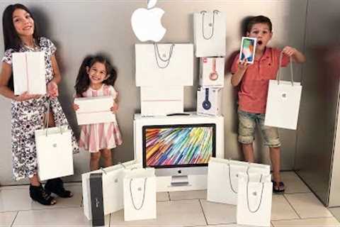 NO BUDGET AT THE APPLE STORE | Familia Diamond