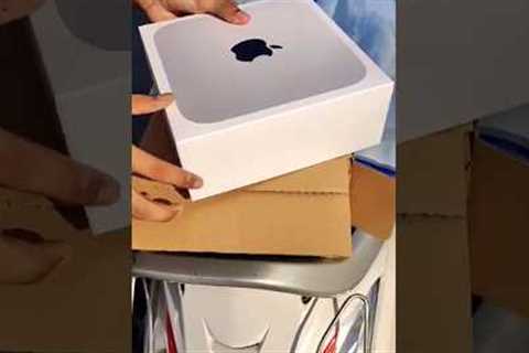 UNBOXING BRAND NEW APPLE MAC MINI  😡 SOAP IN PACK OF MAC 🤯🧐