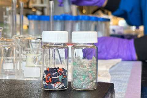 A polyester-dissolving process could make modern clothing recyclable