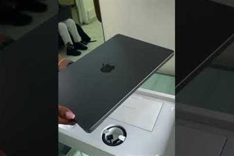 MacBook Pro M4 Unboxing – Lightning-Fast Speed in Kenya!
