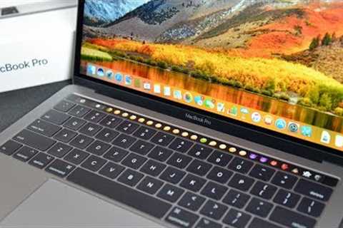 Apple MacBook Pro 13 Touch Bar (2017): Unboxing & Review