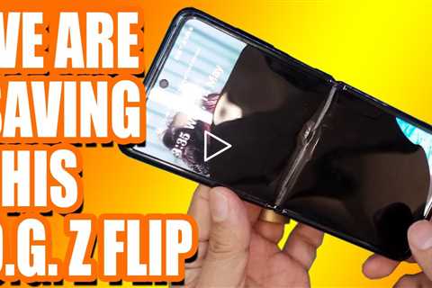 WE GOT THE ORIGINAL FOLDABLE! Samsung Galaxy Z Flip Screen Replacement | Sydney CBD Repair Centre