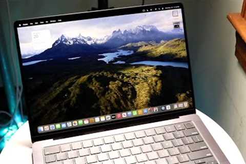 M4 MacBook Pro In 2025! (Still Worth Buying?) (Review)