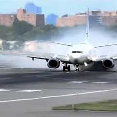 United 737 Landing Goes Wrong